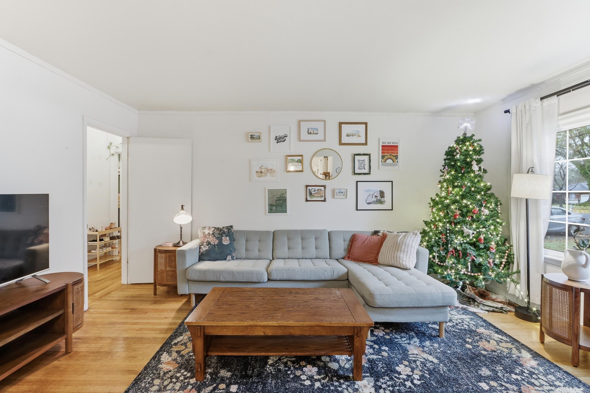 566 Read Street Memphis, TN 38122 - Photo 3 of 21