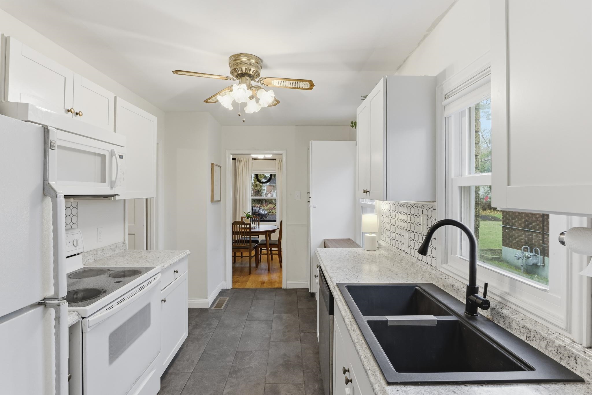 566 Read Street Memphis, TN 38122 - Photo 6 of 21