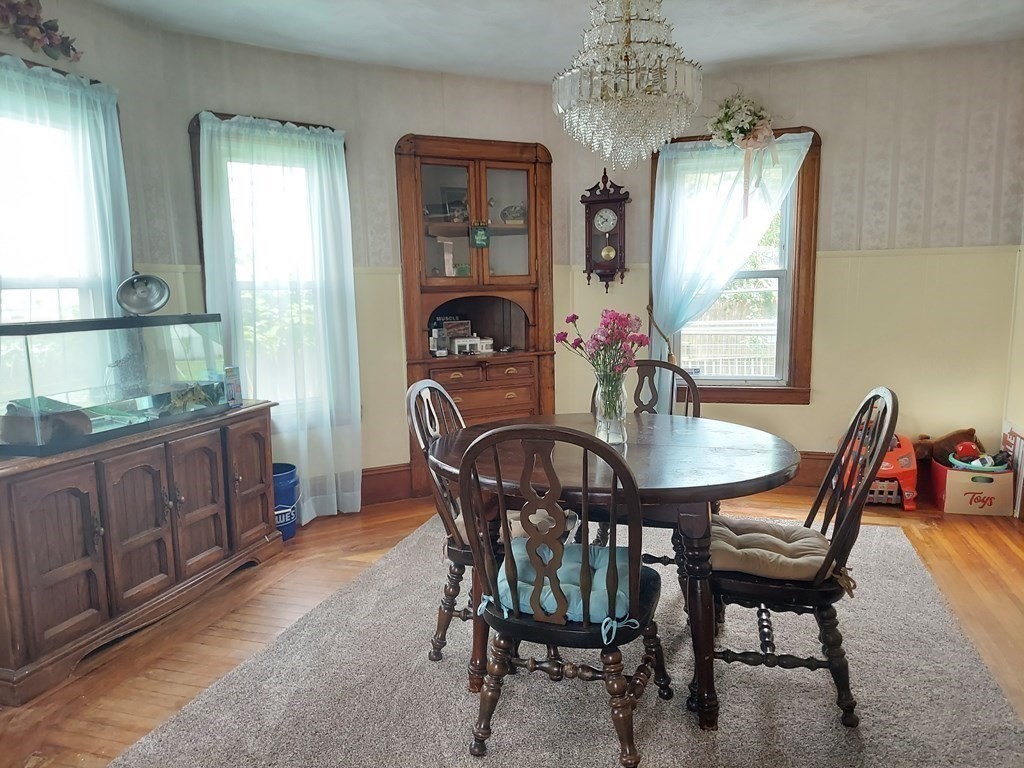 31 Nathaniel Street Springfield, MA 01109 - Photo 4 of 31 Gallery Image 4