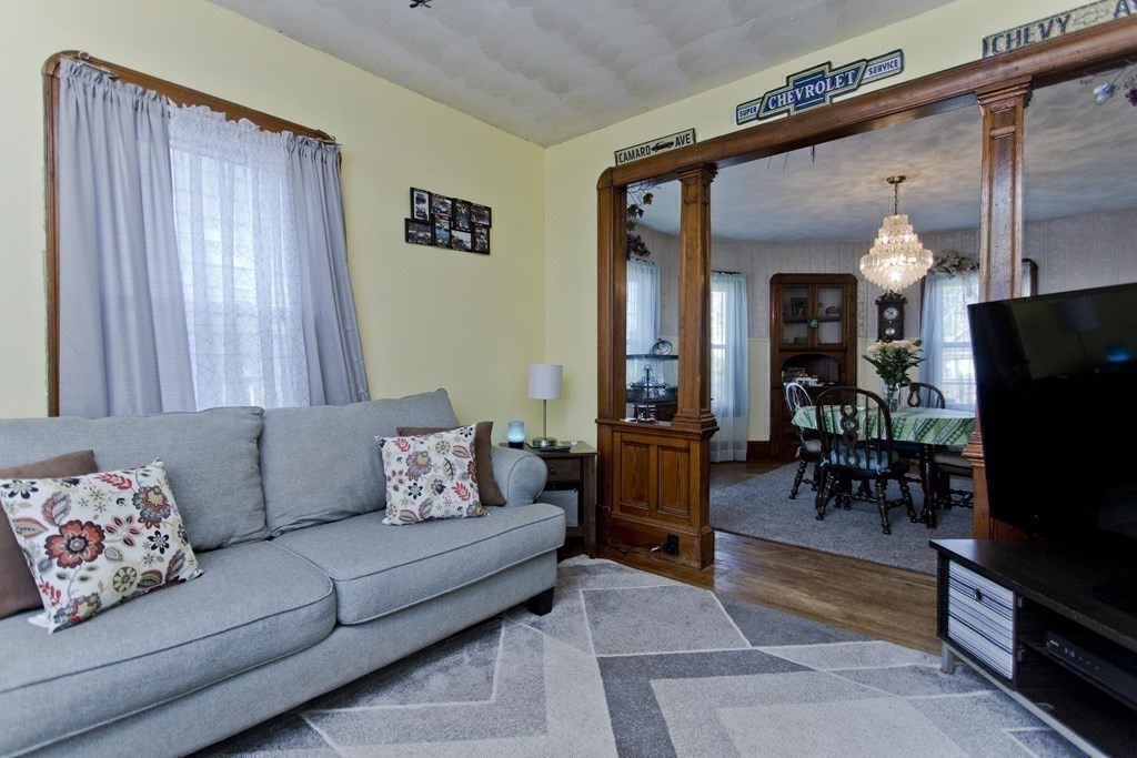 31 Nathaniel Street Springfield, MA 01109 - Photo 5 of 31 Gallery Image 5