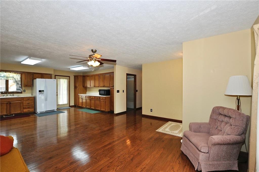 3911 Albright Road Kokomo, IN 46902 - Photo 4 of 27 Gallery Image 4