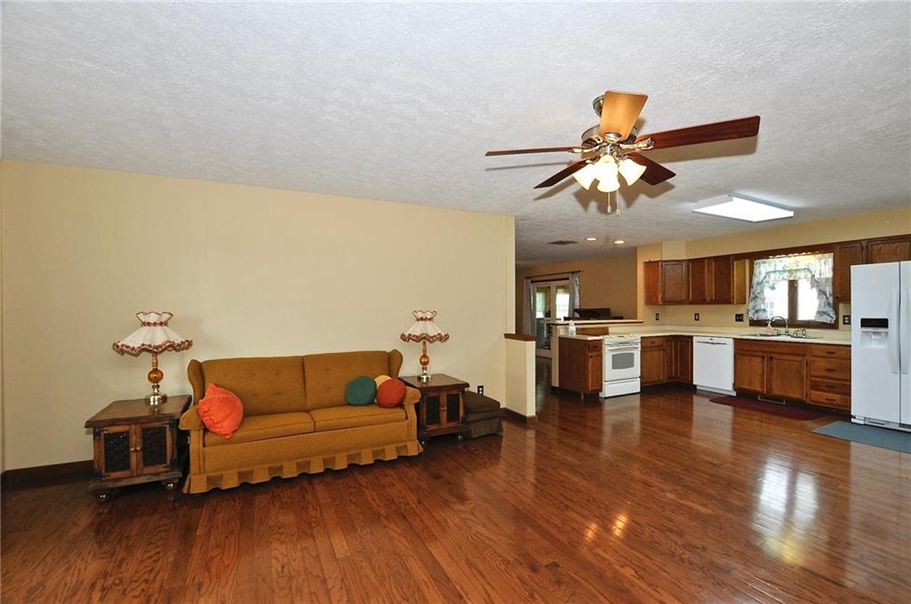 3911 Albright Road Kokomo, IN 46902 - Photo 5 of 27 Gallery Image 5