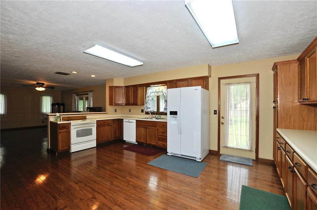 3911 Albright Road Kokomo, IN 46902 - Photo 8 of 27 Gallery Image 8