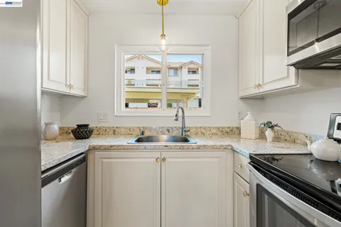 $580,000 | 21065 Baker Road, Castro Valley, CA 94546