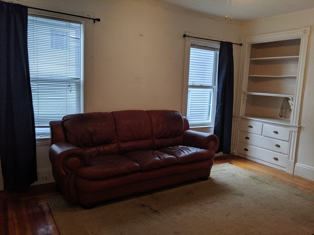 199-201 University Avenue Lowell, MA 01854 - Photo 8 of 9