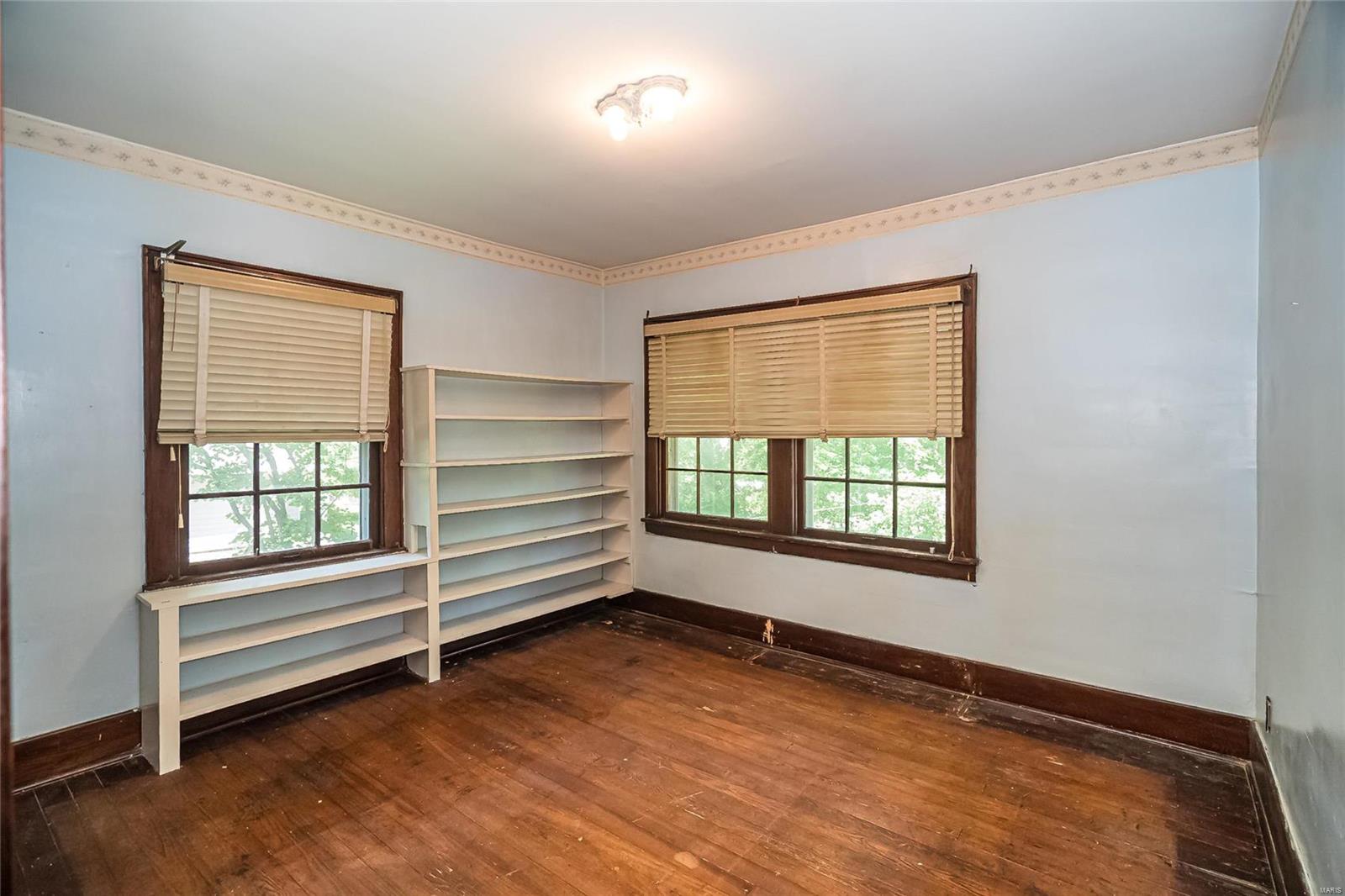 4518 Ringer Road St. Louis, MO 63129 - Photo 20 of 32