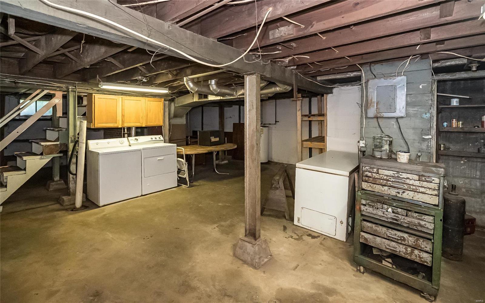 4518 Ringer Road St. Louis, MO 63129 - Photo 25 of 32