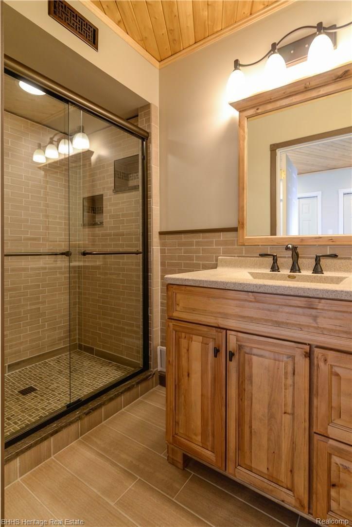 1264 North Kellogg Road Howell, MI 48843 - Photo 26 of 57 Newly Updated