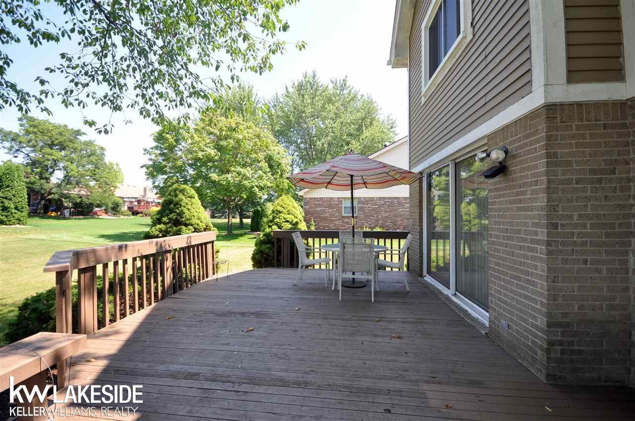 1658 Hillside Lane Rochester Hills, MI 48307 - Photo 27 of 32