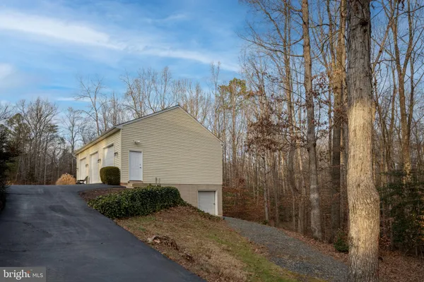 $968,900 | 86 Wateredge Lane, Fredericksburg, VA 22406