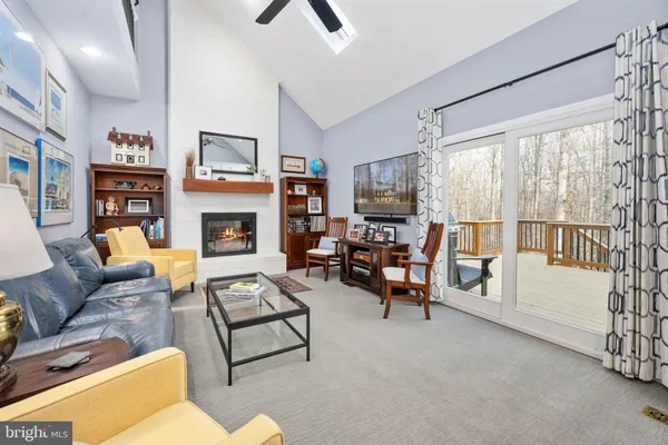 $968,900 | 86 Wateredge Lane, Fredericksburg, VA 22406