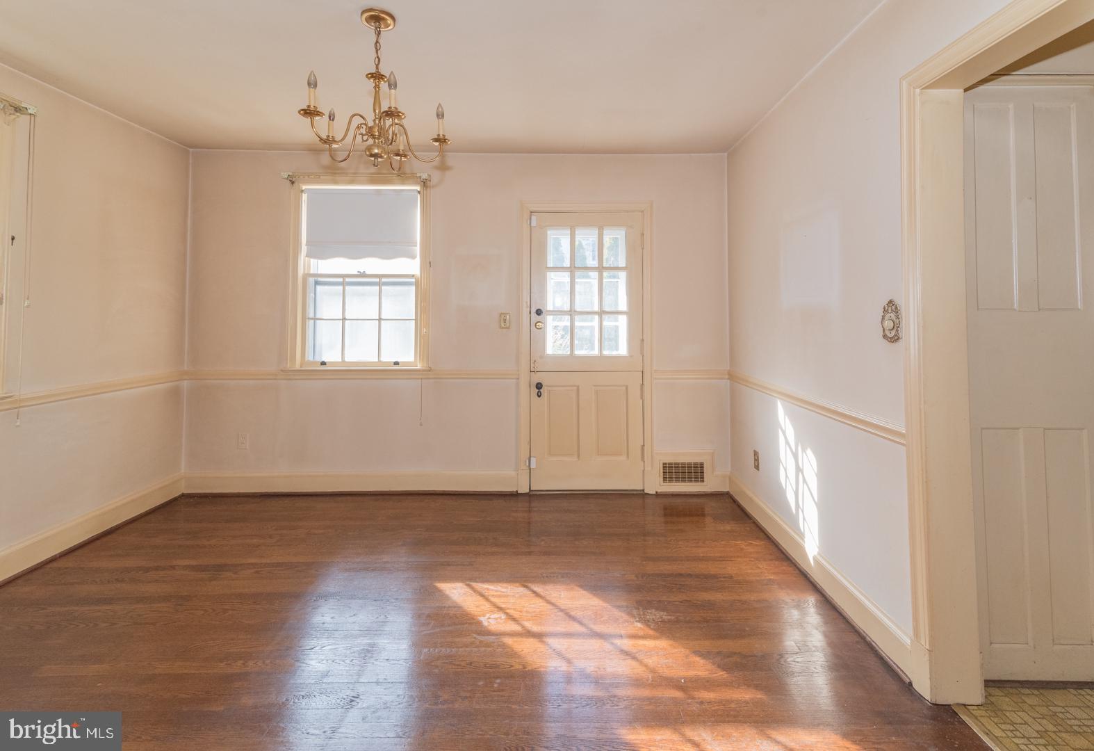 4610 Overbrook Road Bethesda, MD 20816 - Photo 13 of 43 Dining Room