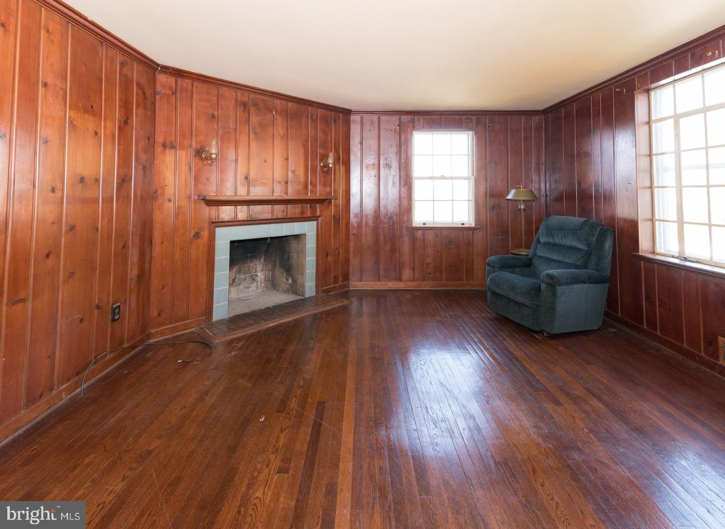 4610 Overbrook Road Bethesda, MD 20816 - Photo 17 of 43 Family Room