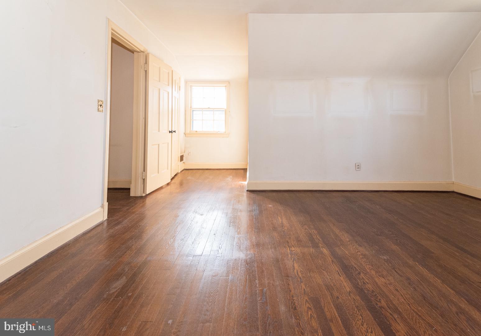 4610 Overbrook Road Bethesda, MD 20816 - Photo 24 of 43 Bedroom #2 (Upper Level)