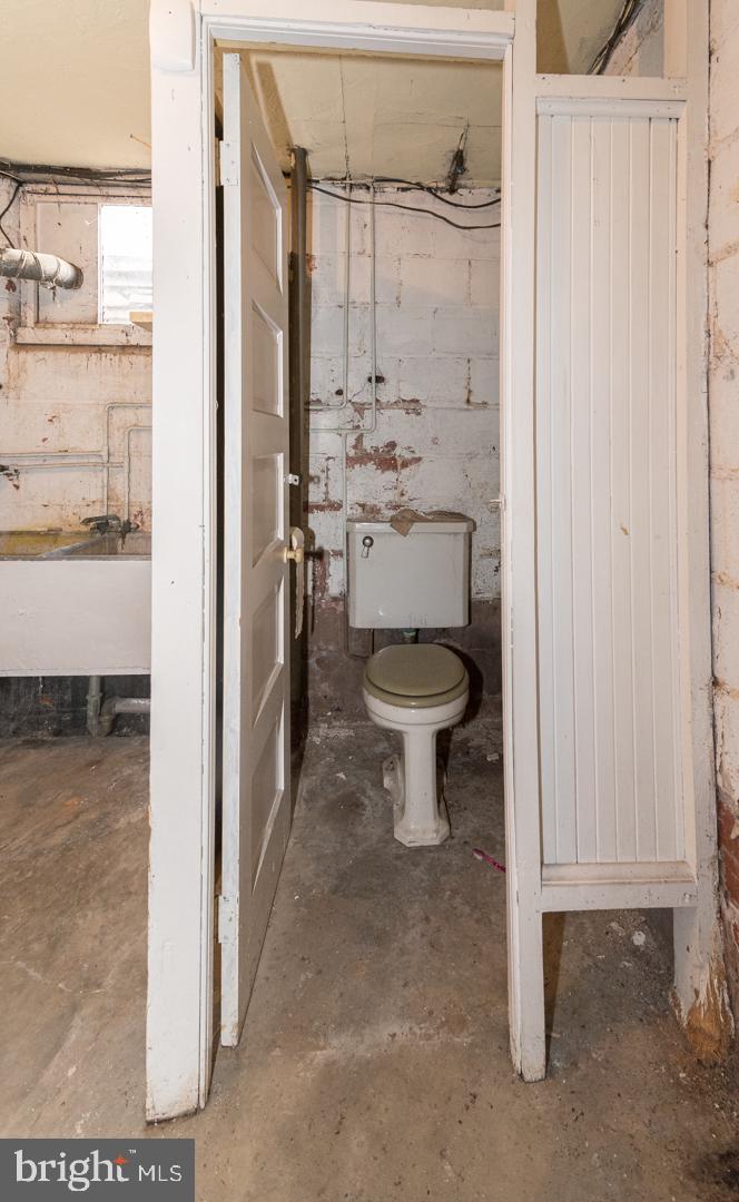 4610 Overbrook Road Bethesda, MD 20816 - Photo 37 of 43 Basement/Garage