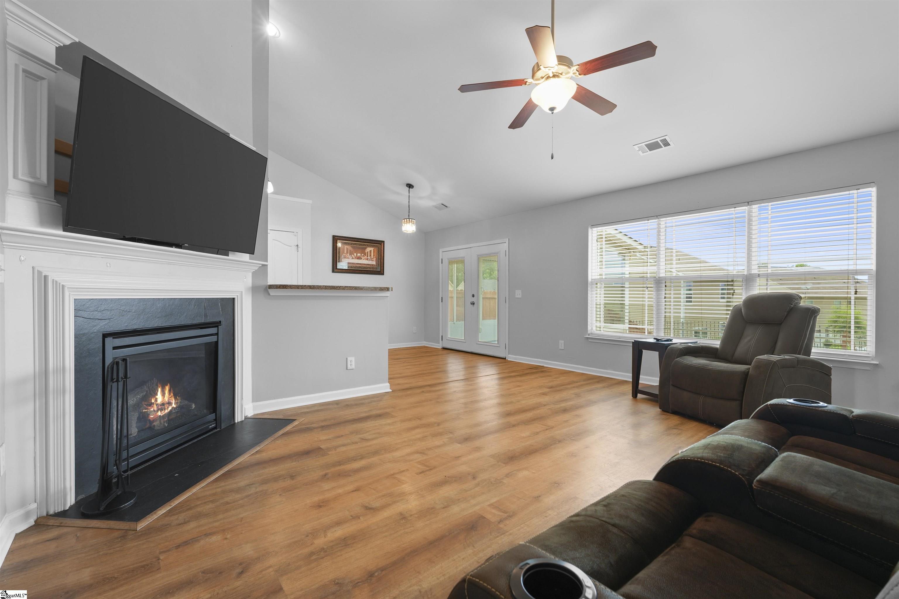205 Riverdale Road Simpsonville, SC 29680 - Photo 3 of 29 Gallery Image 3