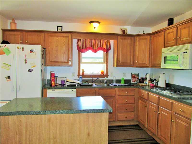 145 Victor Road Butler, PA 16001 - Photo 8 of 22 Kitchen.