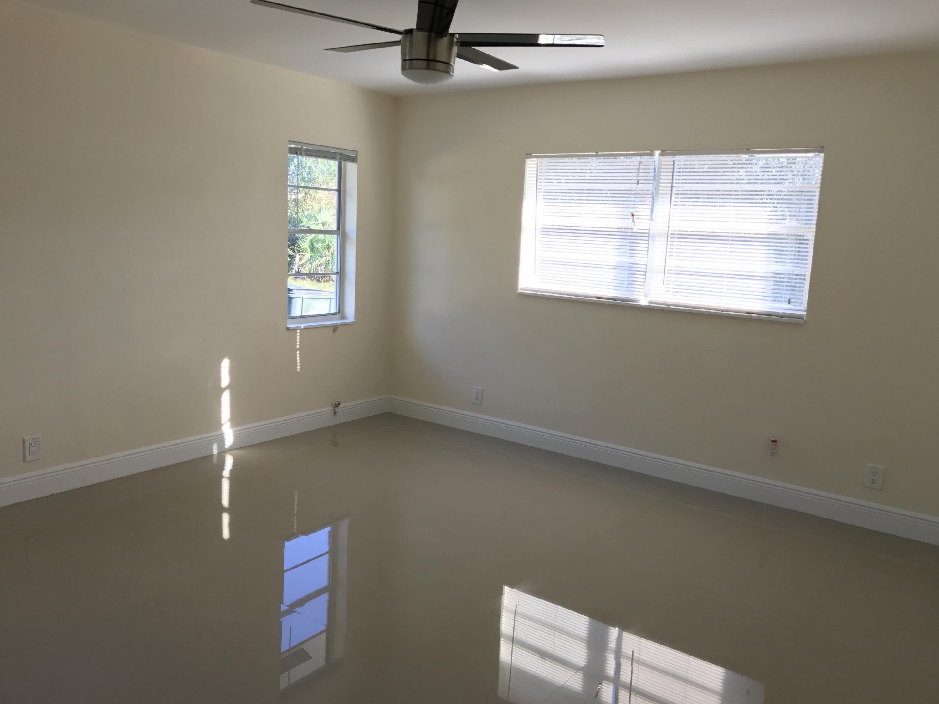 14988 Whatley Road Delray Beach, FL 33445 - Photo 15 of 24 en empty room with windows