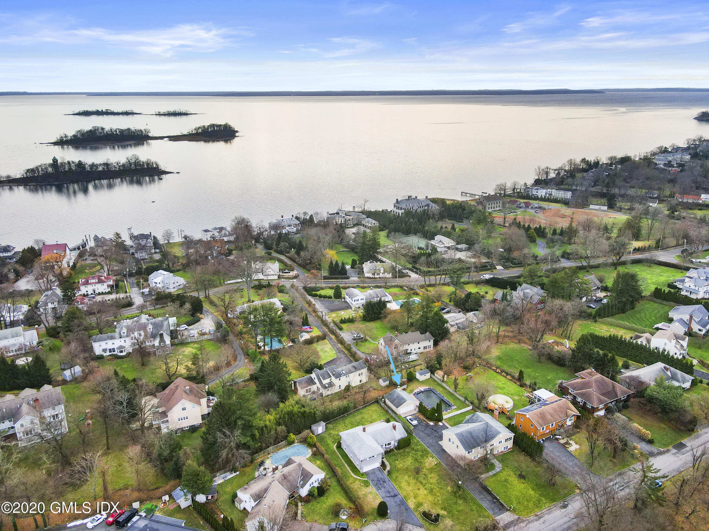 a view of lake and yard