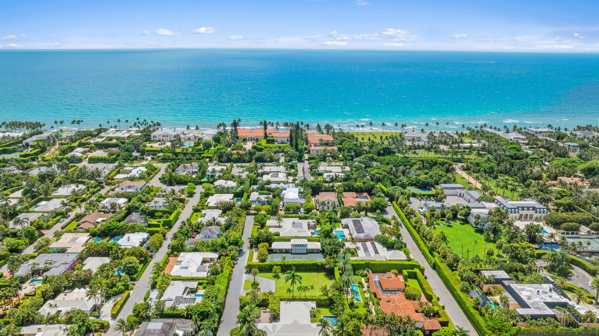 254 North Woods Road Palm Beach, FL 33480 - Photo 4 of 5 view of city