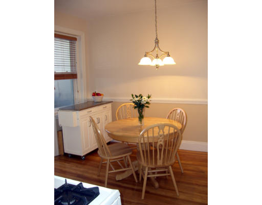 123 Winthrop Road, Unit 3 Brookline, MA 02445 - Photo 3 of 10
