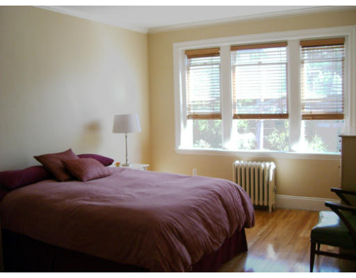 123 Winthrop Road, Unit 3 Brookline, MA 02445 - Photo 6 of 10