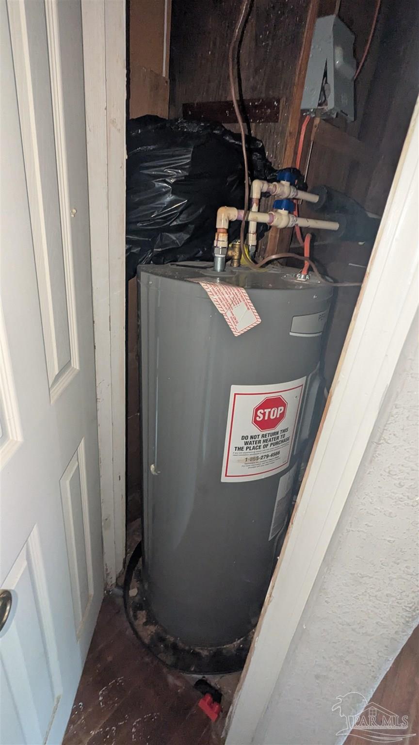 303 Booth Avenue Cantonment, FL 32533 - Photo 14 of 22