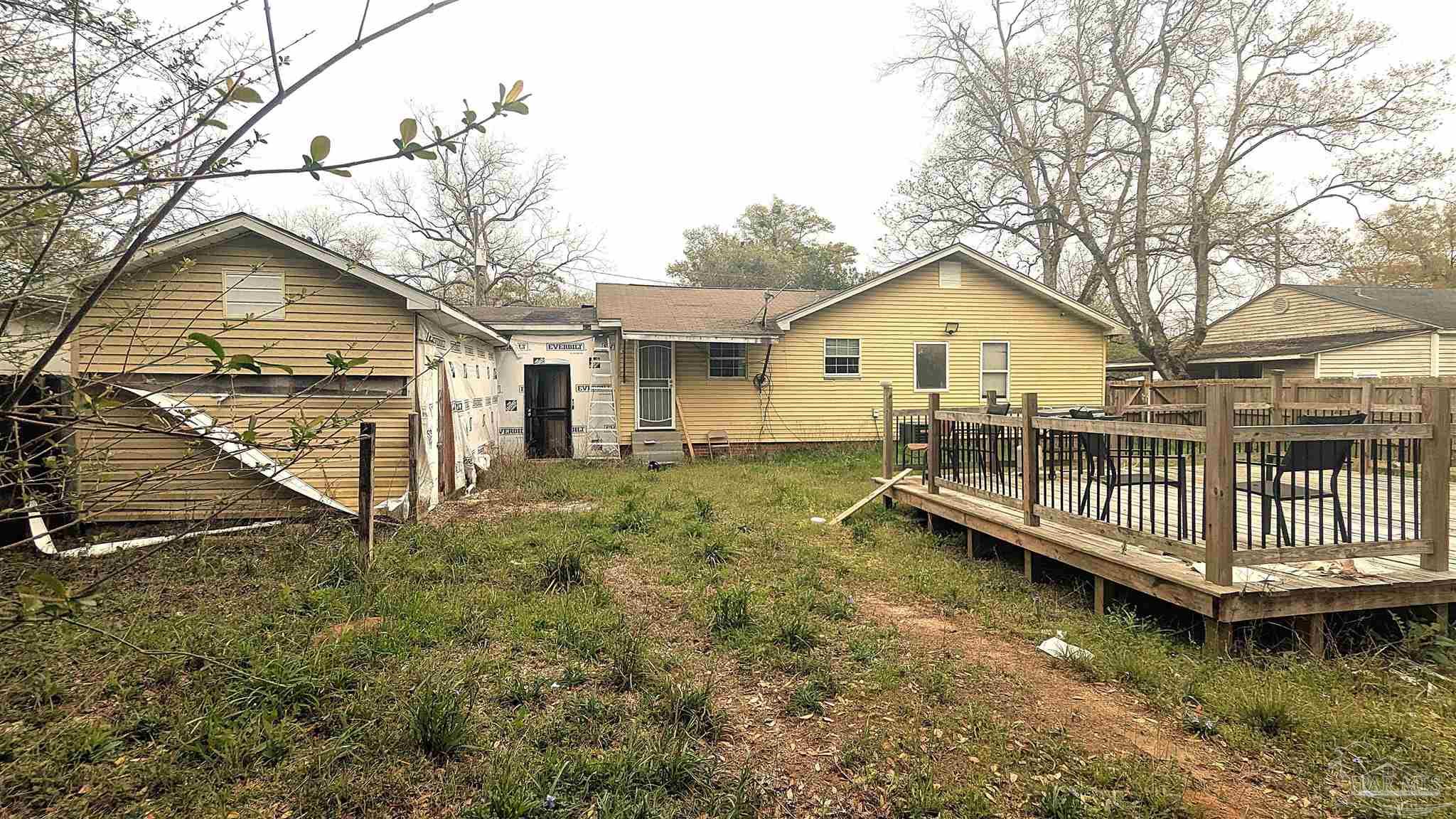 303 Booth Avenue Cantonment, FL 32533 - Photo 20 of 22