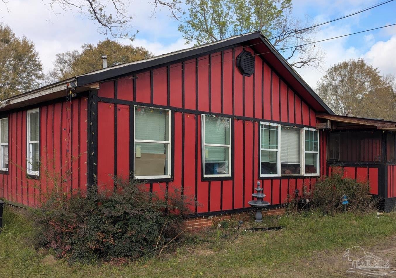 303 Booth Avenue Cantonment, FL 32533 - Photo 2 of 22