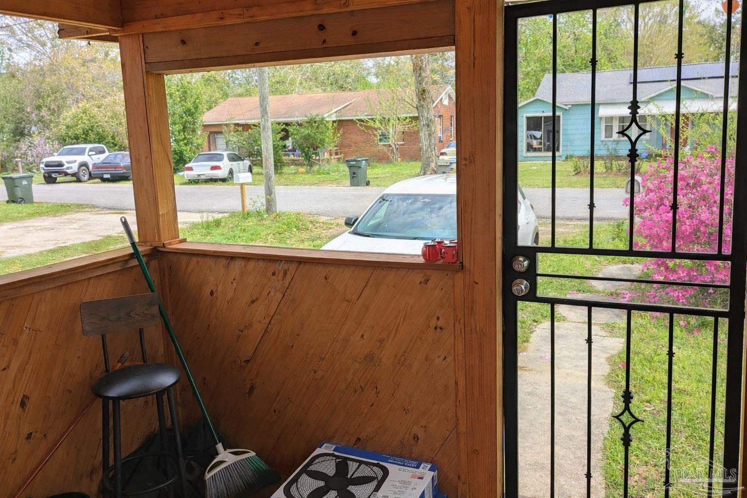 303 Booth Avenue Cantonment, FL 32533 - Photo 3 of 22