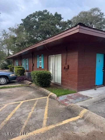 $295,000 | Undisclosed Address, Moss Point, MS 39563