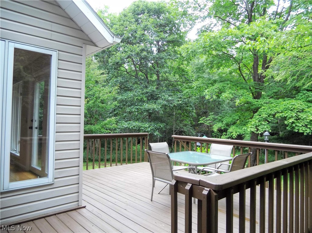 9275 Mentor Road Chardon, OH 44024 - Photo 7 of 30