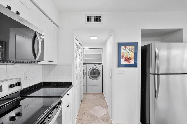 $920,000 | 3235 McDonald Street, Unit 5, Miami, FL 33133