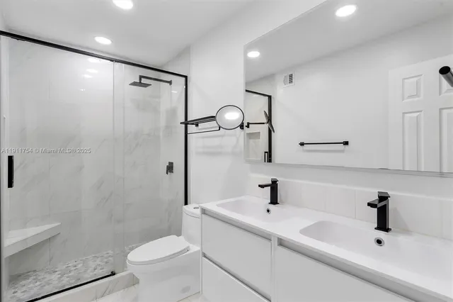 $920,000 | 3235 McDonald Street, Unit 5, Miami, FL 33133