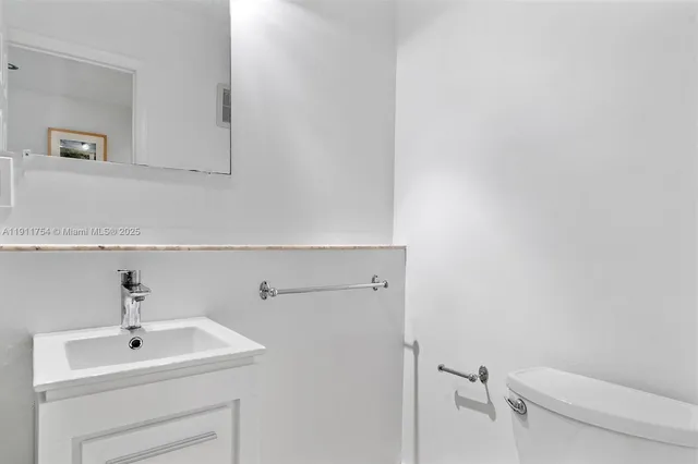 $920,000 | 3235 McDonald Street, Unit 5, Miami, FL 33133