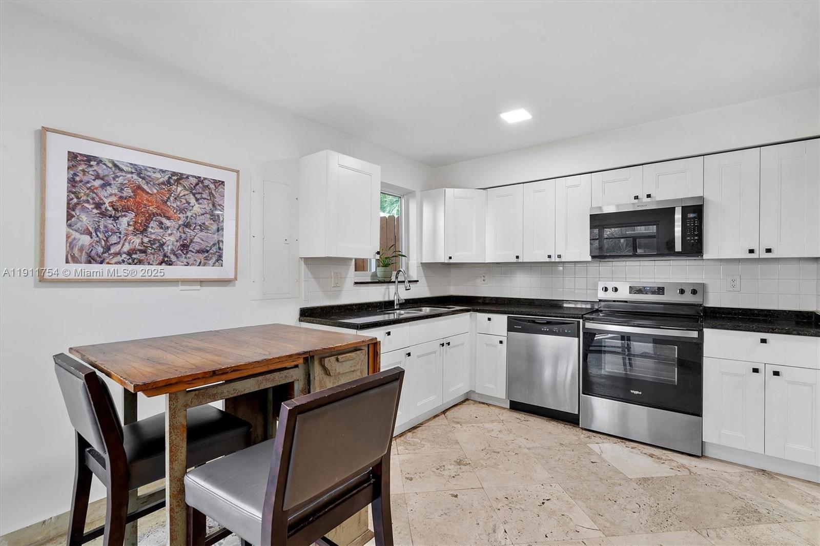 3235 McDonald Street, Unit 5 Miami, FL 33133 - Photo 5 of 34