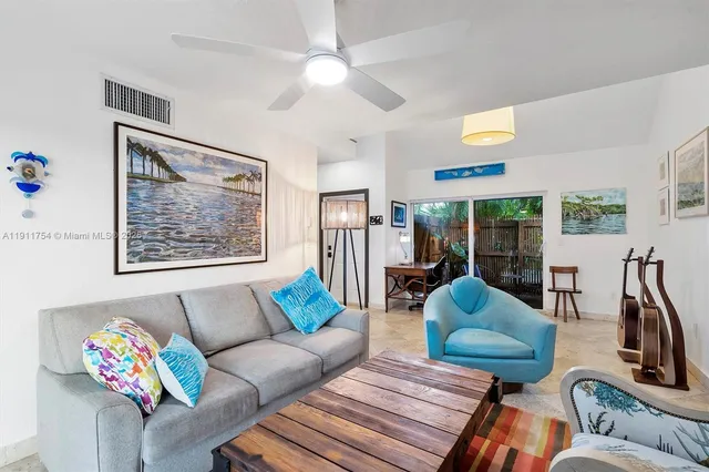 $920,000 | 3235 McDonald Street, Unit 5, Miami, FL 33133