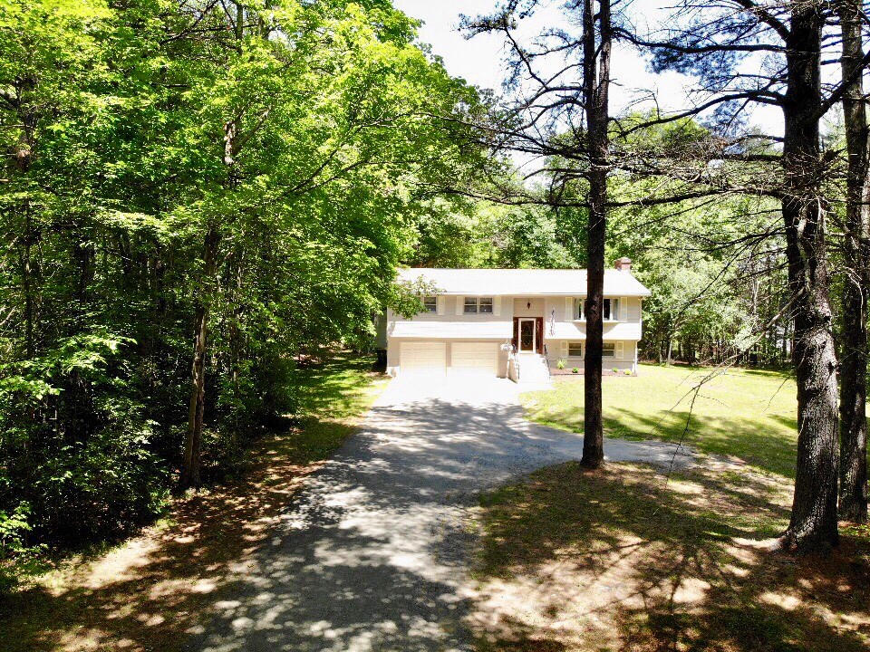 222 Nichols Road Burrillville, RI 02830 - Photo 3 of 25