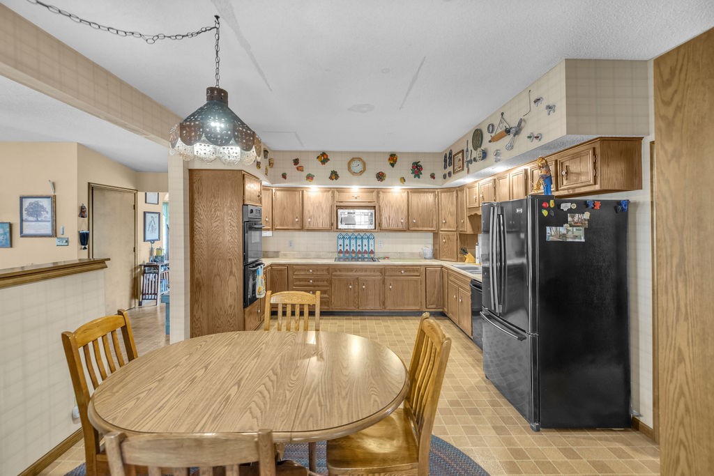 12793 Stocks Road Bethany, IL 61914 - Photo 12 of 33 Gallery Image 12