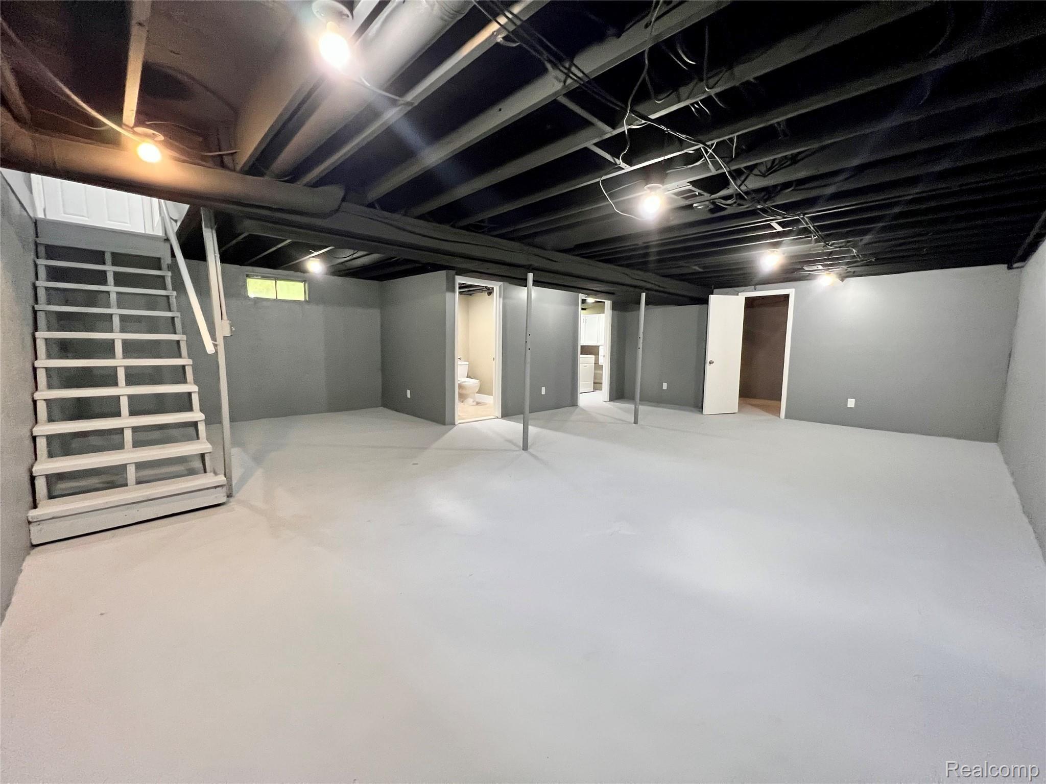 3084 Reeder Road Clarkston, MI 48346 - Photo 21 of 35 tempImagejYWbcA.jpg