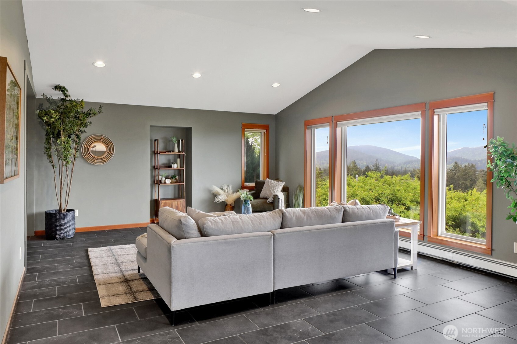 4704 Raptor Lane Bellingham, WA 98229 - Photo 7 of 40 Gallery Image 7
