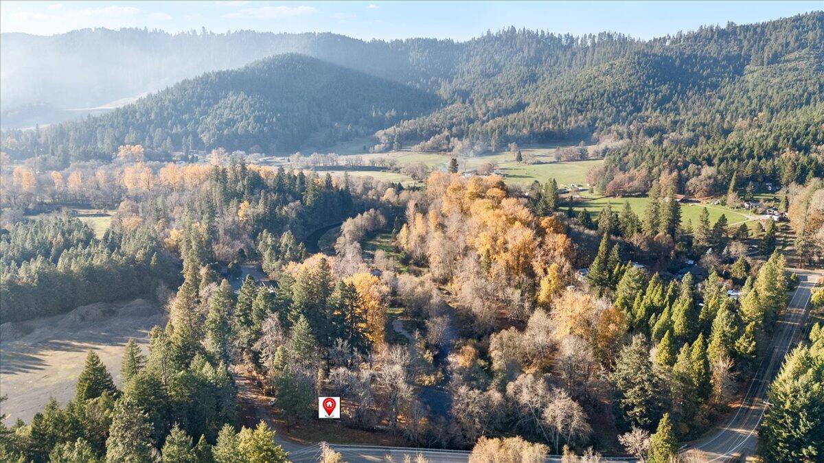 95 Barton Road Glendale, OR 97442 - Photo 8 of 12