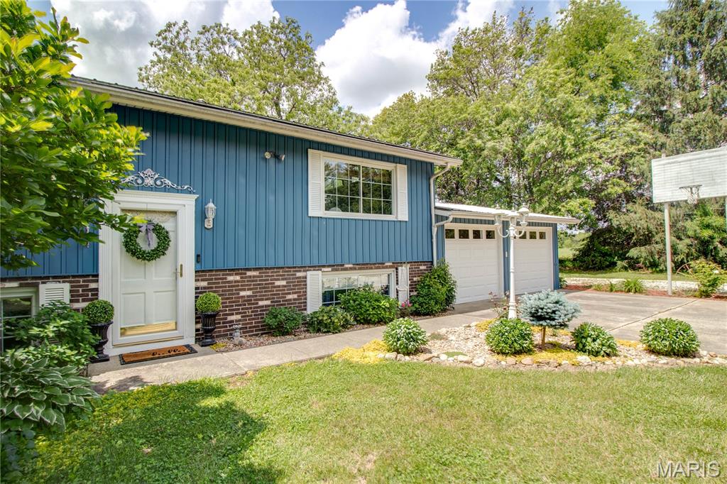 23571 Peppermill Lane Hettick, IL 62649 - Photo 11 of 68