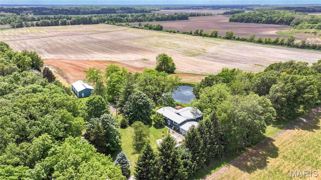 23571 Peppermill Lane Hettick, IL 62649 - Photo 2 of 68