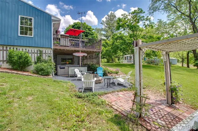 $407,000 | 23571 Peppermill Lane, Hettick, IL 62649