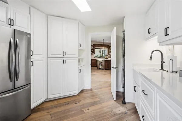 $4,400,000 | 734 Avocado Court, Del Mar, CA 92014