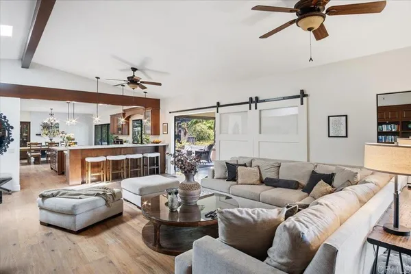 $4,400,000 | 734 Avocado Court, Del Mar, CA 92014