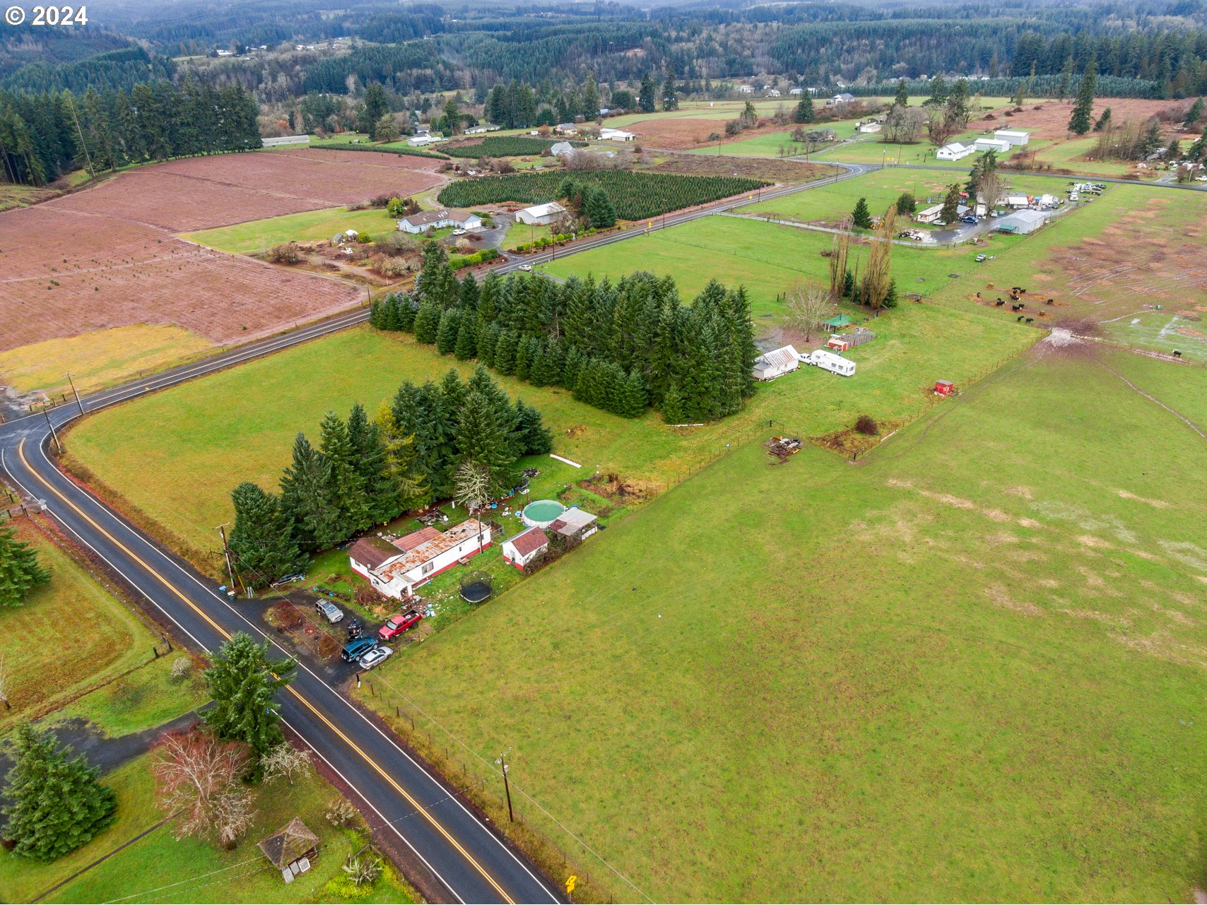 225 Nikula Road Winlock, WA 98596 - Photo 34 of 35 an aerial view of a residential houses with outdoor space and river view