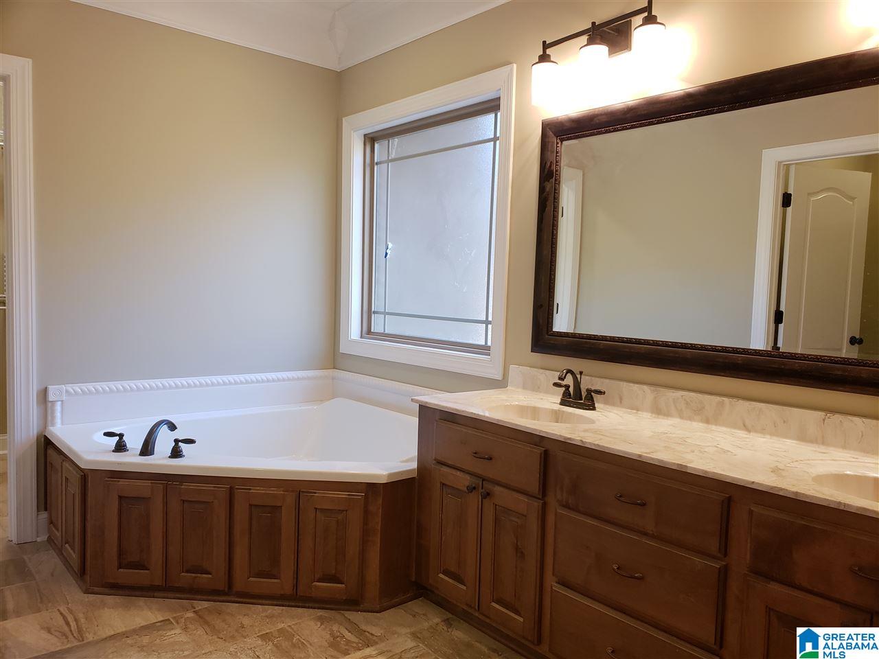 5649 Katherine Street Gadsden, AL 35907 - Photo 19 of 34