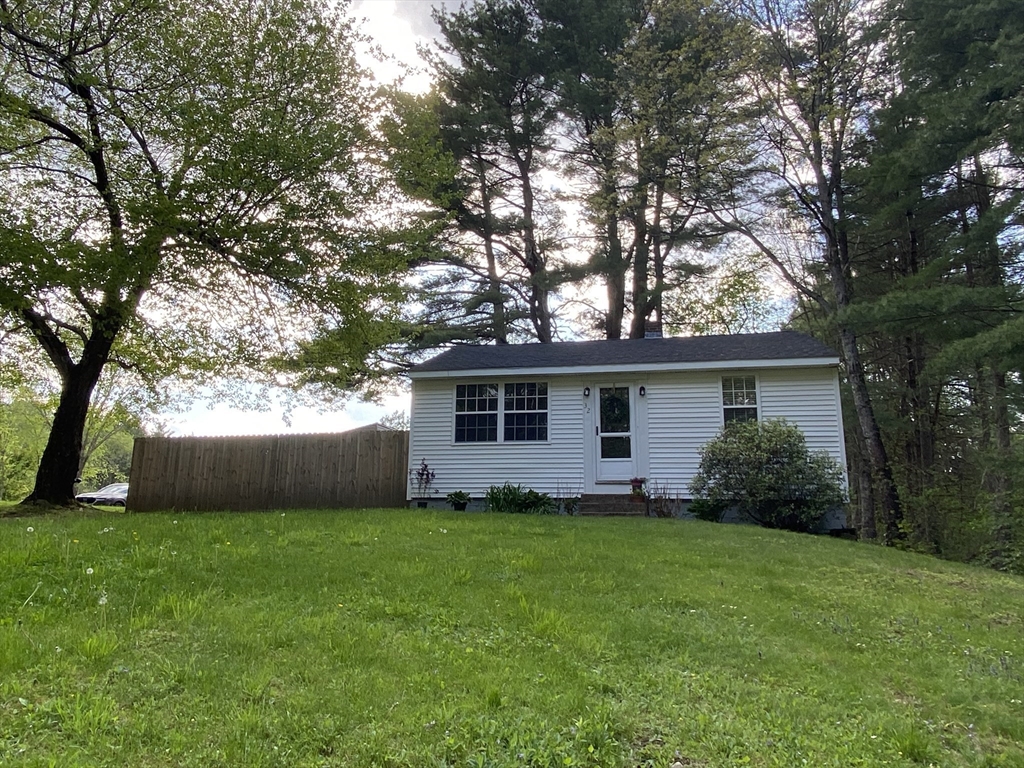 32 South Spencer Road Spencer, MA 01562 - Photo 27 of 34